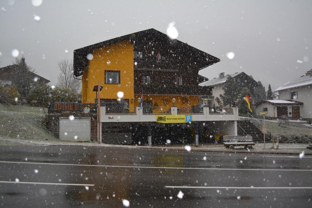 Guesthouse Mountain View Großkirchheim 외부 사진